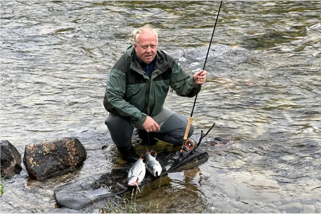 Artikkelbilde til artikkelen Ta vare på villaksen: Fang og slipp bør forbys